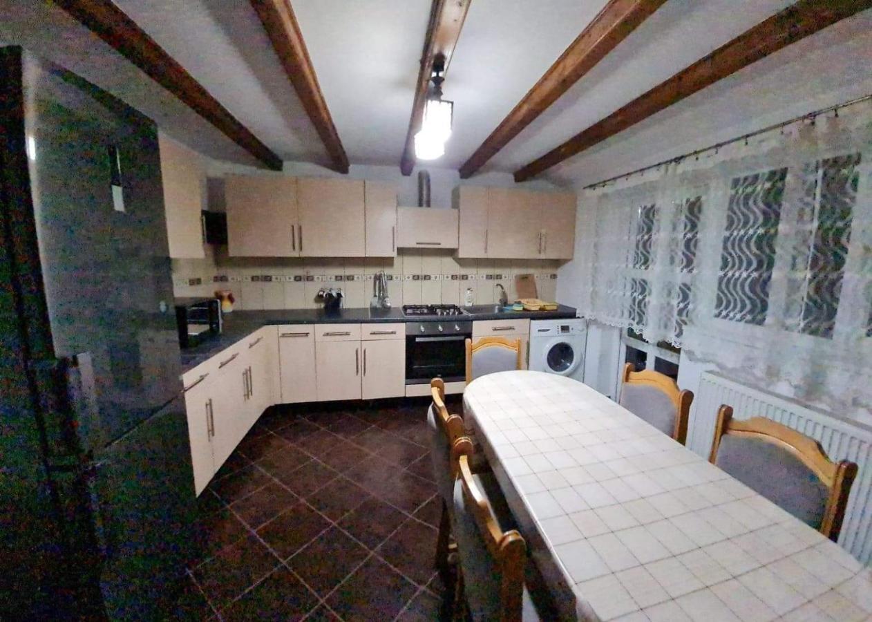 Отель Casa Ostrov Кэлимэнешти Экстерьер фото